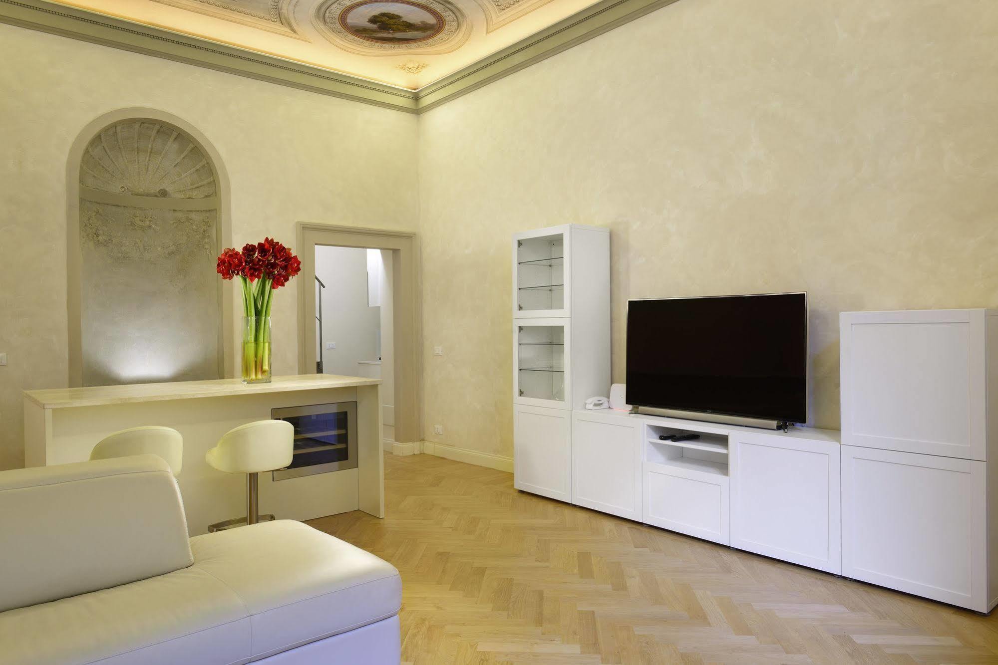 Art And Luxury Apartment 佛罗伦萨 外观 照片